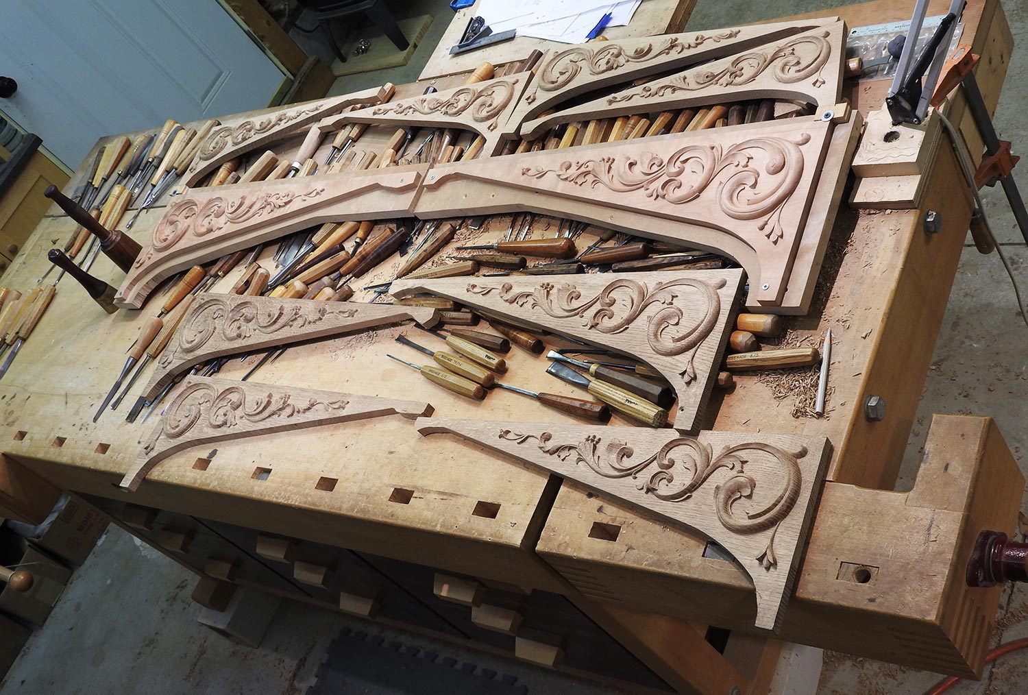 Carved kitchen spandrels